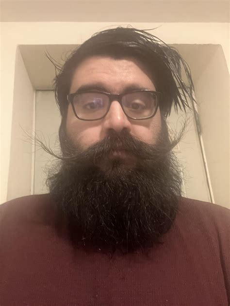 So I Measured My Beard 5 5 Inches And Decided To Go With It Decided