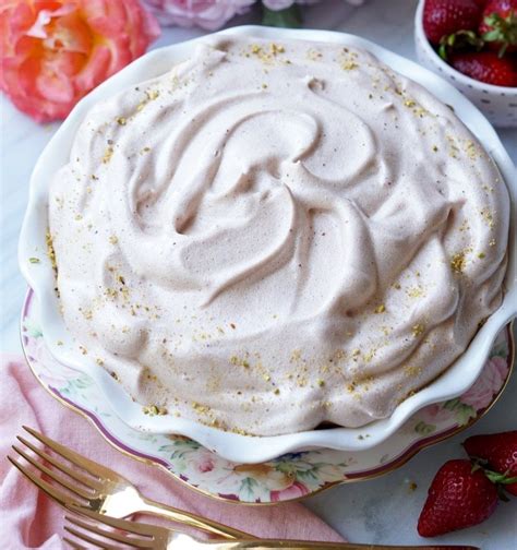 Healthy Strawberry Meringue Pie With Pistachio Crust Recipe Healthy