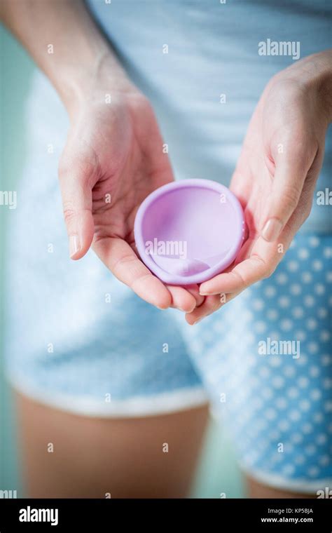 Diaphragm Birth Control Hi Res Stock Photography And Images Alamy