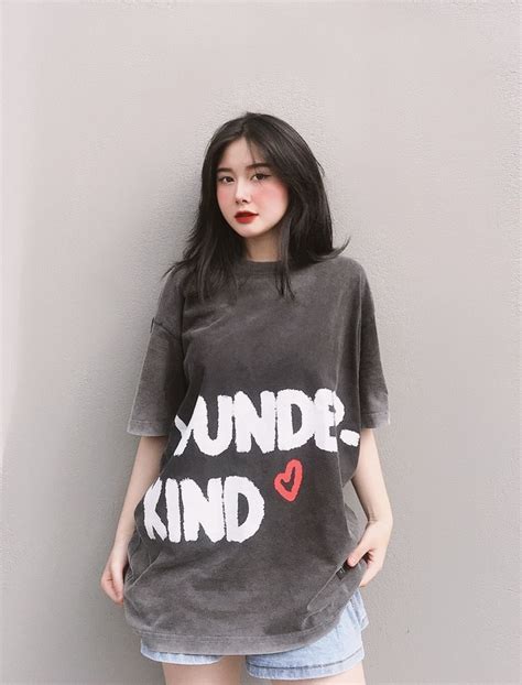 Ngỡ ngàng với vẻ đẹp trong veo của hot girl ảnh thẻ chưa tròn 18 tuổi