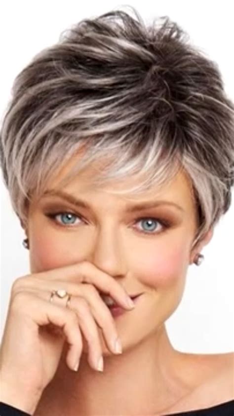 Pin By Rosana Oliveira On Cabelos Short Hair Cuts Short Grey Hair