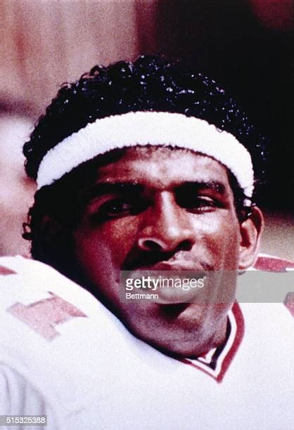 39 Deion Sanders Yankees Stock Photos, High-Res Pictures, and Images ...