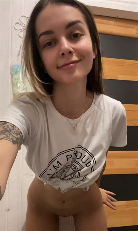 Am I Cute Right Nudes Barelylegalteens NUDE PICS ORG