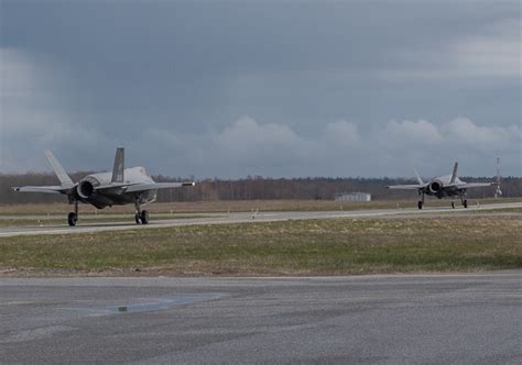 Nato Air Policing Estonia Primo Alpha Scramble Notturno Per Gli F