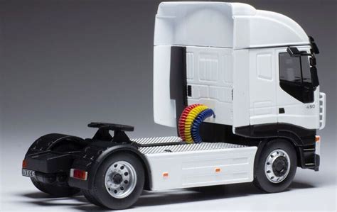 IXO MODEL TRUCKS IVECO STRALIS 4X2 UNIT 2012 WHITE 1 43 SCALE TR119 EBay