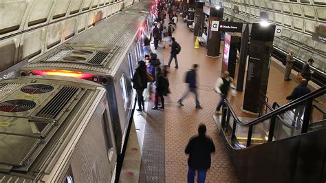 Lawmakers Call For Metro To Crack Down On Sexual Harassment In The