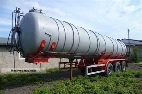 Hendricks Manure trailer 1972 Tank body Semi-trailer Photo and Specs