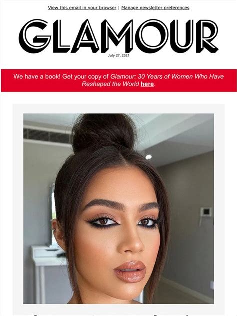 Glamour The Reverse Cat Eye Trend Is A Fierce Upgrade To Winged Liner