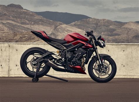 Triumph Apresenta A Nervosa Street Triple 765 Linha 2023