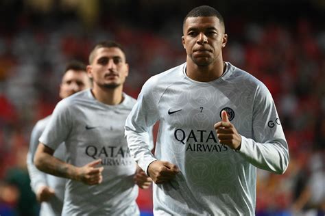 Kylian Mbappé Reageert Voor Het Eerst Zelf Op Geruchten Rond Vertrek Bij Psg “stomverbaasd Toen