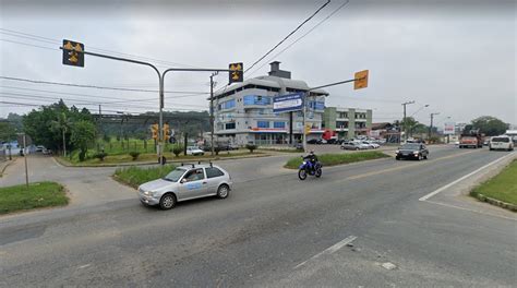 Semáforo será desativado na Rua Doutor Pedro Zimmermann em Blumenau