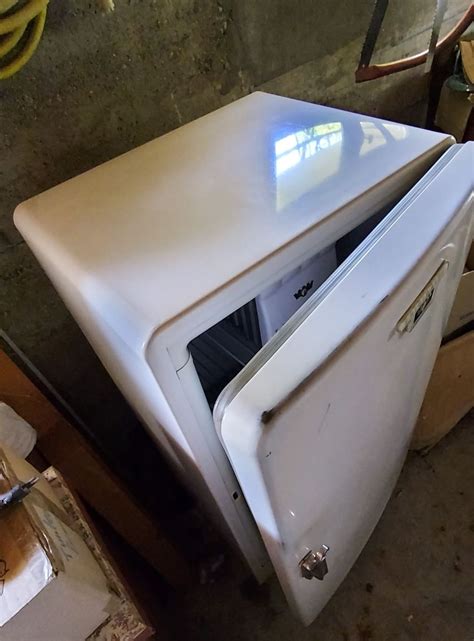 Frigidaire Vintage Luckyfind