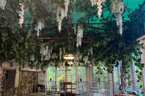 Inside Crystal Plaza A Historic Mansion Turned Wedding Venue In