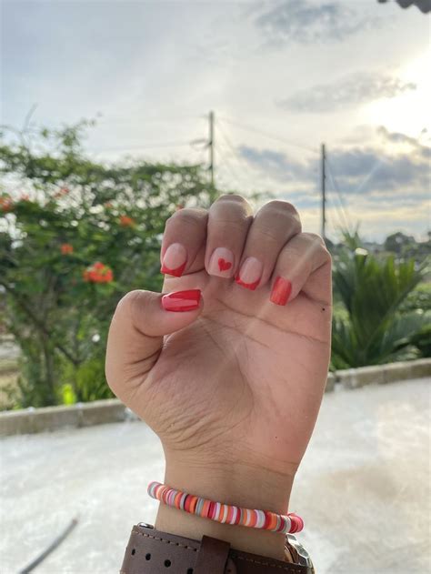 Pin oleh Kimberly Arellano Litardo di Uñas