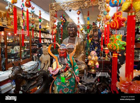 T Shop Chinatown Manhattan New York City New York Stock Photo