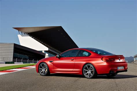 Bmw M6 Coupé 2015 Busca Las Siete Diferencias En Estas 30 Imágenes