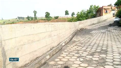 Muro De Conten O Rachaduras Preocupa Moradores De Colatina Es