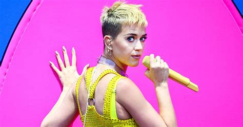 Katy Perry Discusses Cultural Appropriation on Deray McKesson's Podcast ...