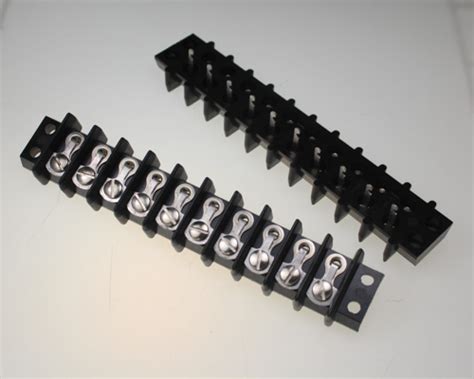 10 142 Y CINCH Connector Terminal Blocks Cinch Barrier Blocks 142