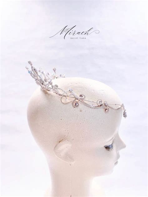 コードビーズのサークルティアラ Mirach tiara