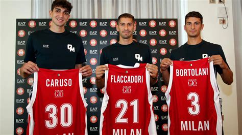 Lba L Olimpia Milano Presenta I Tre Colpi Del Mercato Italiano