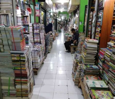 Rekomendasi Toko Buku