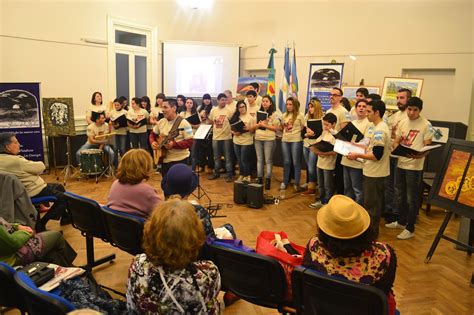 Claudio Tomassini Grupo Poetas De La Bahia Homenaje A Marta Kinter En