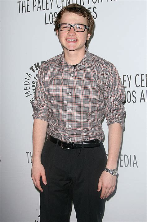 Two And A Half Men Star Angus T Jones 29 Looks Unrecognizable In First Public Photo In A Year