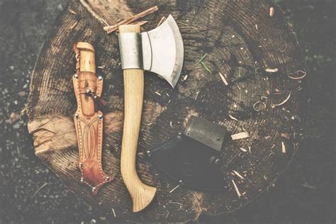 Best Bushcraft Axe Top 10 Hatchets Reviewed