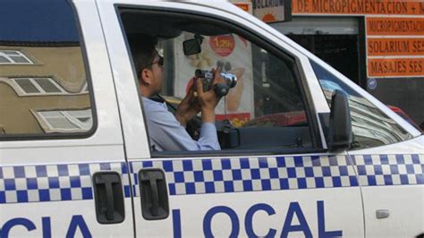 La Policía Local reactiva el método de grabar en vídeo La Opinión de