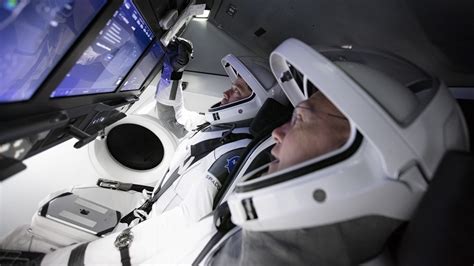 Spacex Crew Dragon Touchscreen Displays Ui Ux