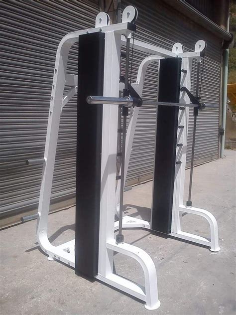 Counter Balance Smith Machine With Squat Rack For Gym At Rs In Surat