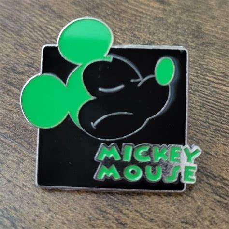 Disney | Jewelry | 32 425 530 Disney Pin Green Neon Emotion Mickey ...