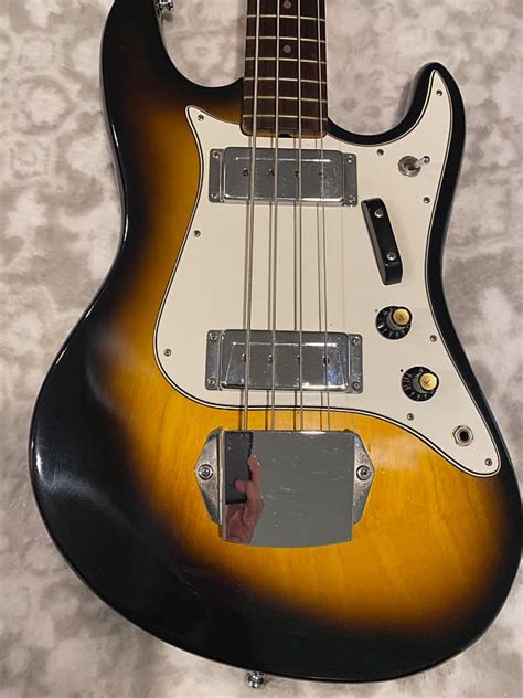 Ventura Bass Japan Lawsuit Era 70s Brown Burst Reverb