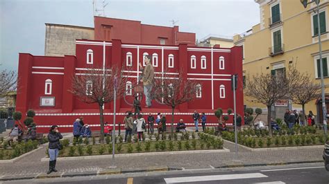 A San Giorgio A Cremano Una Statua Dedicata Al Grande Massimo Troisi