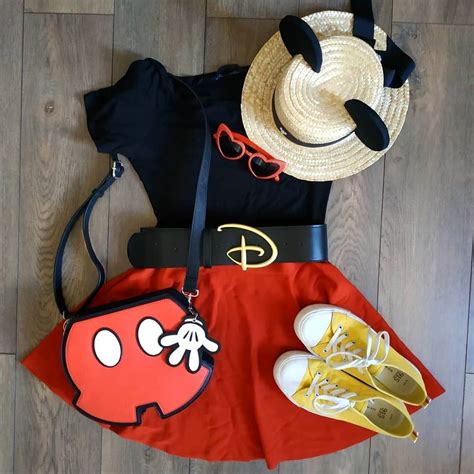 Pin By Krista Tooley On Disney Disney Themed Outfits Disney Bound