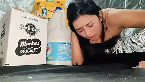 Stiefschwester Bekommt Anal Innerliches Abspritzen Durch Ein Loch In Einer Box Xhamster