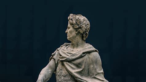 Julius Caesar Statue Wallpaper