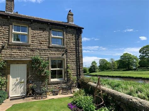 Bed End Terrace House For Sale In River Place Gargrave Skipton