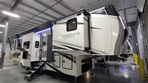 Rv Tour Riverstone Reserve Fwk Modern Campground