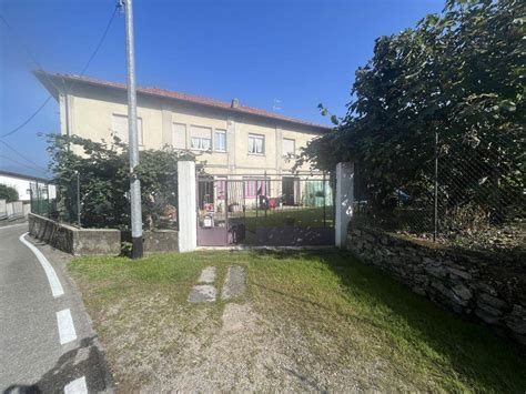 Vendita Villa Unifamiliare In Via Guglielmo Marconi Cadrezzate Con