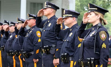 Services Honor Nj Police Officer Who Died After Jumping Into River To