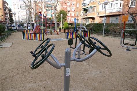 M Stoles Instala Un Parque Infantil En La Plaza De La Fuensanta