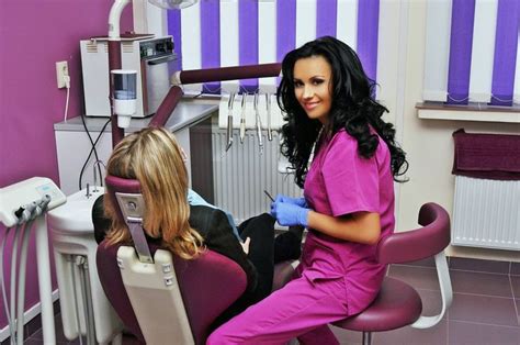 Pin On Sexy Dentists And Assistants