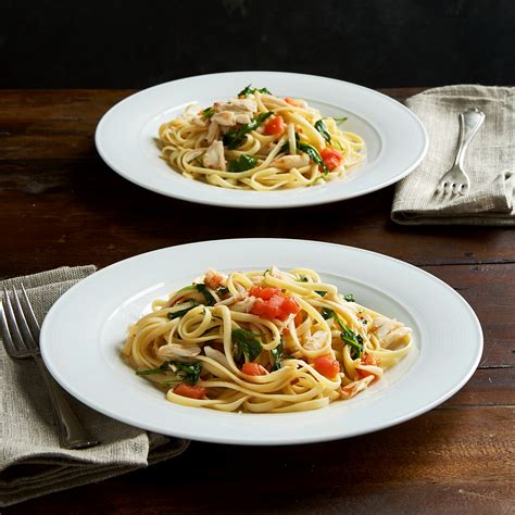 Linguine With Grilled Tuna Capers And Parsley Recipe Epicurious