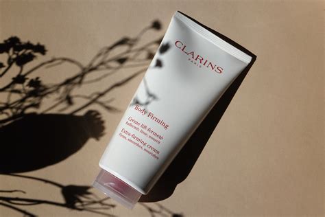 JANIS EN SUCRE Clarins Body Firming Corps Fermete 09