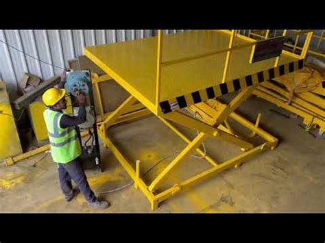 Scissor Lift Quality Check Part Joist Material Handling Equipment