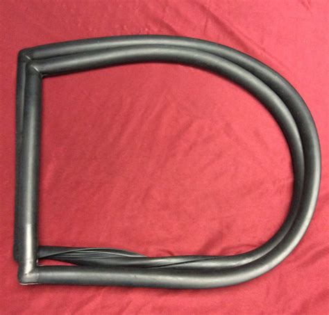 Hard Top Liftgate Window Seal For Trim 1966 1977 Bronco 1967 1968 1969