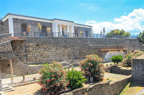 Ruinas De La Antigua Ciudad Italiana De Pompeya Foto Premium