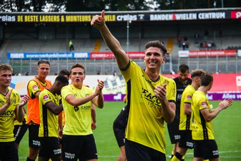 Clubicoon Post Neemt Afscheid Tijdens Vvv Venlo Fc Emmen Vvv Venlo